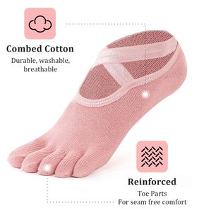 Chaussettes invisibles à cinq doigts CZFIT pour femmes, en coton tricoté, antidérapantes, absorbant les chocs, pour le yoga, le fitness en intérieur et le Pilates - Product Image 3