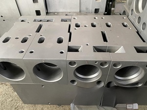 Cabeza Frontal de Martillo Hidráulico para Construcción SB121 SB135 SB140, Cuerpo Principal de Martillo Rompedor, con 1 Año de Garantía, Origen Jiangsu - Product Image 3