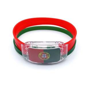 Pulseras de Silicona Personalizadas con el Logotipo del Equipo de Fútbol - Diseño de Bandera Mundial con Luz LED |   Artículos Promocionales para Fans en Eventos y Patrocinios - Product Image 4