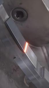 Machine de durcissement laser sur plateforme fixe pour le traitement thermique des surfaces métalliques de petites lames et pièces automobiles à faible distorsion - Product Image 4