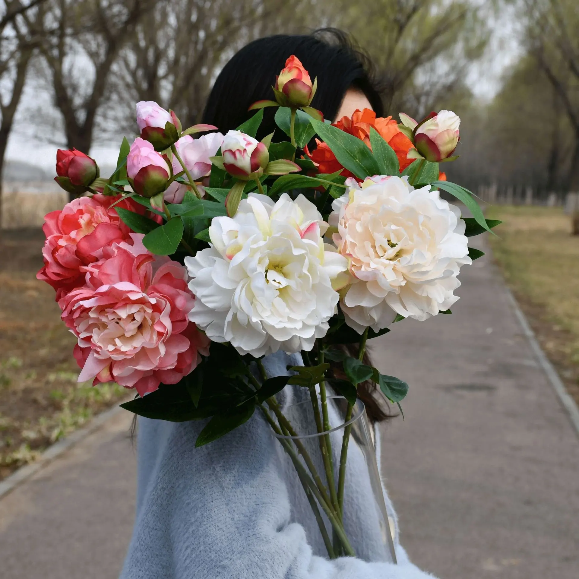घर की शादी की सजावट के लिए गर्म बिक्री एकल तना 2 सिर रेशम पेओनी कृत्रिम फूल कृत्रिम रेशम फूल