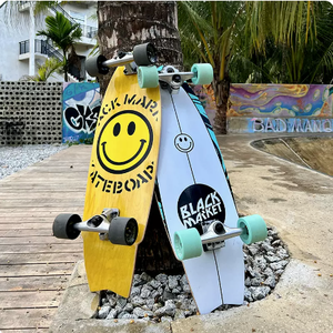 Patineta Profesional de 7 Capas de Madera de Arce con Gráficos Coloridos, Patineta Urbana, Patineta de Surf Terrestre, Tabla de Surf para Exteriores - Product Image 4