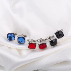 Mancuernillas Cuadradas de Acero Inoxidable para Hombre con Incrustaciones de Diamantes de Imitación, Diseño Geométrico para Ocasiones de Negocios, Colores Azul, Negro y Rojo - Product Image 3