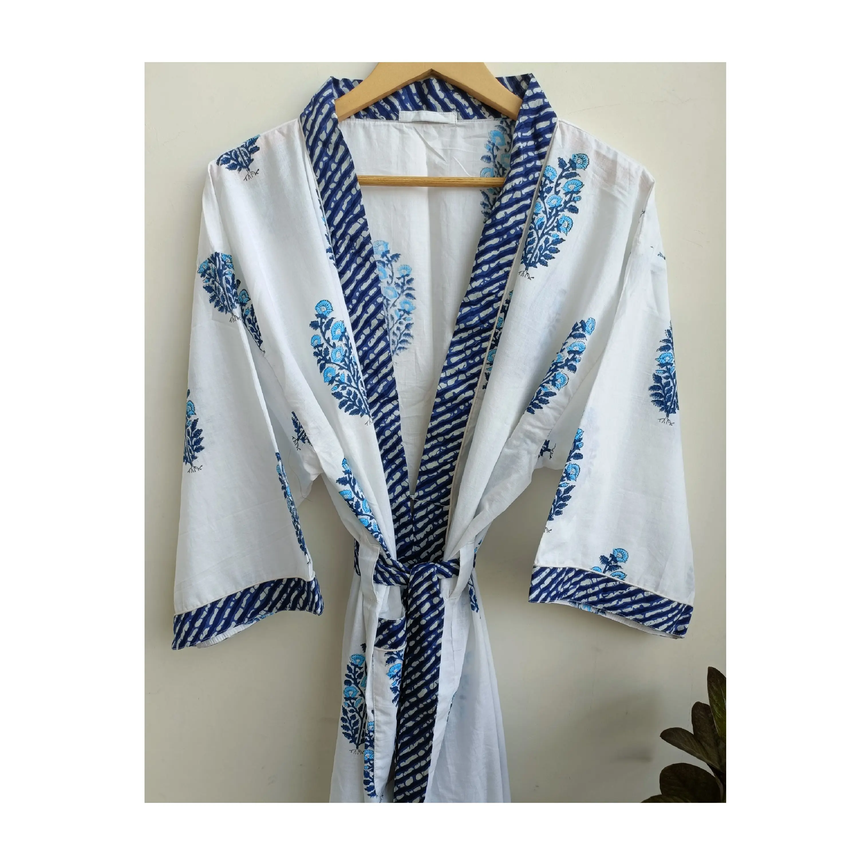 Ropa de dormir para mujer de la mejor calidad, kimono con estampado personalizado, albornoces disponibles a precio mayorista desde la India