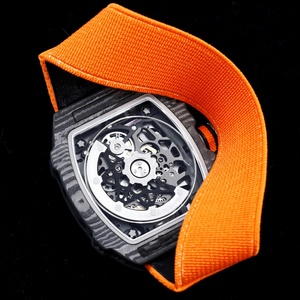 Montre mécanique automatique haut de gamme pour homme, légère, style sport, avec mouvement squelette, en fibre de carbone et nylon - Product Image 5