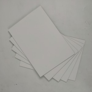 Carton de qualité supérieure de la marque Fulam, papier cartonné fantaisie, enduit de PE, simple face, blanc, texturé, pour applications chimiques - Product Image 1