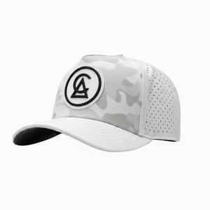 Casquette de golf OEM personnalisée en maille perforée avec logo, 5 panneaux, visière légèrement incurvée, snapback, patch en caoutchouc imperméable - Product Image 1