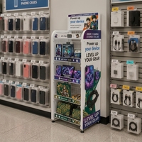 Présentoir pliable multi-niveaux en métal pour coques de téléphone, supports de téléphone et écouteurs filaires, idéal pour les accessoires de téléphonie en magasin de détail