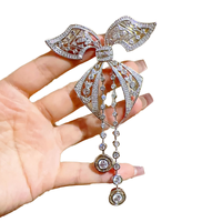 Broche de luxe vintage en dentelle, nœud ajouré, zircon haut de gamme, accessoires vestimentaires, cadeau pour femme