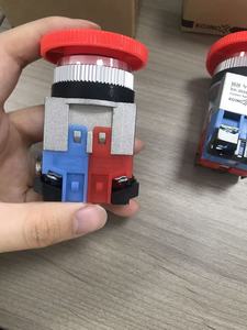 สวิตช์ปุ่มหยุดฉุกเฉิน KOINO KH-3046ER ของแท้ |   ได้รับการรับรองความปลอดภัยระดับ 6A, หัวแบบเห็ดพร้อมตัวปลดล็อค มีสินค้าในสต็อก - Product Image 1