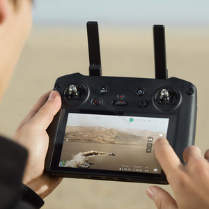 รีโมทคอนโทรลอัจฉริยะ DJI RC <span class=keywords><strong>Pro</strong></span> สำหรับ MAVIC 3 /AIR 2S หน้าจอความสว่างสูง 5.5 นิ้ว 1080p ระบบส่งสัญญาณวิดีโอ 15 กม. - Product Image 3