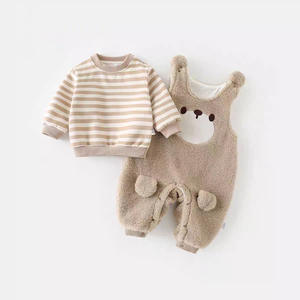 Conjunto de Dos Piezas para Bebé, Otoño-Invierno, Mono con Forro Polar, Pantalones con Tirantes, Estilo Occidental, Diseño de Dibujos Animados, Súper Lindo, para Exteriores - Product Image 5