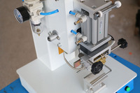 Máquina Codificadora Neumática Semiautomática ZONYAN ZY-RM2-C con PLC, Precio Competitivo, Velocidad de 20-50 Piezas/min, Fácil de Operar