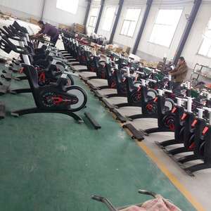 <span class=keywords><strong>Bicicleta</strong></span> Fija de Spinning para <span class=keywords><strong>Gimnasio</strong></span>, Equipo de <span class=keywords><strong>Gimnasio</strong></span> Comercial, <span class=keywords><strong>Bicicleta</strong></span> <span class=keywords><strong>Estática</strong></span> de Interior para Uso en <span class=keywords><strong>Gimnasio</strong></span> - Product Image 4