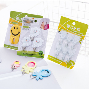Three-person family <b>hooks</b>/adhesive <b>hooks</b> (3-piece pack) Adhesive <b>hooks</b>, plastic plug <b>hooks</b>, smiley face and white cloud - Product Image 1