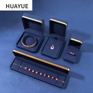 Ювелирные коробки Huayue с индивидуальным логотипом, роскошные, зеленые, из бархата, для браслетов, колье, колец и серег - Product Image 5