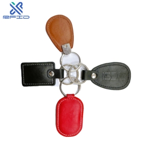 Porte-clés en cuir RFID personnalisé en gros d'usine, porte-clés en cuir NFC avec logo décalé - Product Image 5