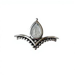 Bague en argent sterling 925 avec cristal taille poire serti clos, motif ailes vintage, unisexe, pour usage quotidien - Product Image 1