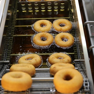 Máy Cắt Bánh Rán Cầm Tay Hoài Cổ Mini Thương Mại Tự Động 220V Máy Làm Bánh Rán Bột Nấm Men Dài - Product Image 4