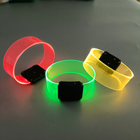 Bracelet lumineux magnétique LED personnalisé en gros d'usine, bracelet en gel de silice lumineux, accessoires de soutien pour les événements