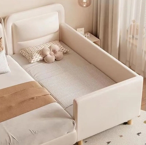 Cama Infantil de Madera Maciza Empalmable con Borde Ensanchado y Barandilla para Niños y Niñas - Product Image 2
