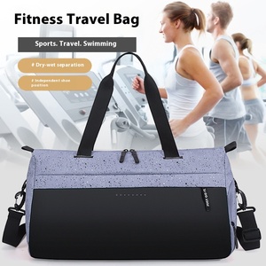 Bolsa de Viaje Deportiva Multifuncional 2025, con Separación para Ropa Seca y Mojada, Diseño Geométrico, para Viajes de Negocios y Comercio Transfronterizo - Product Image 5