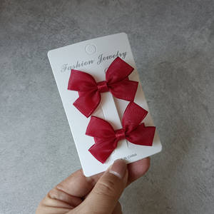 Mini pince à cheveux en mousseline de soie translucide rouge bordeaux pour petite fille, avec nœud et pinces latérales, adorable et mignonne - Product Image 4