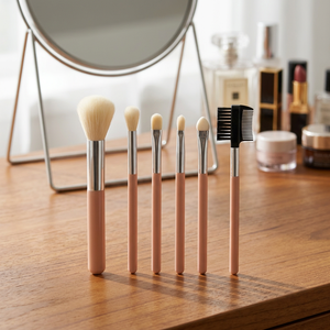 Set di pennelli per il trucco da 6 pezzi - Product Image 3