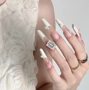 Haute qualité 24 pièces pointe française presse-sur ongles artificiels ABS matériel faux ongles <span class=keywords><strong>pour</strong></span> doigts prix usine en gros - Product Image 4
