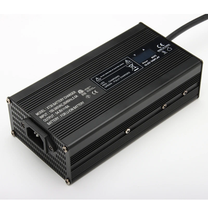 XT30 300W 14.6V 29.2V 58.4V 73VLi-lonポータブル発電所電動バイク用バッテリー充電器 - Product Image 2