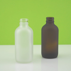 4Oz 120Ml Frosted Rõ Ràng Amber Boston Chai Thủy Tinh Tròn Với Bơm Dispenser - Product Image 3