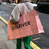 Sac de shopping en papier long et grand blanc avec logo personnalisé, sac de transport pour boutique de vêtements de luxe, emballage cadeau