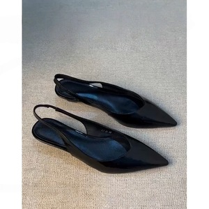 <span class=keywords><strong>Scarpe</strong></span> con Tacco Basso a Punta e Cinturino Posteriore all'Ingrosso |   Tacchi Eleganti <span class=keywords><strong>da</strong></span> Ufficio per Donne in Pelle Liscia con Taglio a V, Minimalisti e Versatili - Product Image 6