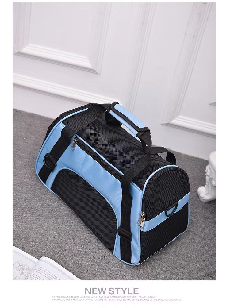 Nice Quality Large Capacity Dog Outdoor Bag Portable Pet Carrier Breathable Cage For Dog Cat