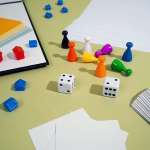 Crea Tu Propio <span class=keywords><strong>Juego</strong></span> <span class=keywords><strong>de</strong></span> <span class=keywords><strong>Mesa</strong></span> Opoly - Tablero <span class=keywords><strong>de</strong></span> <span class=keywords><strong>Juego</strong></span> en Blanco con Accesorios, Cartas en Blanco, Cartas <span class=keywords><strong>de</strong></span> Propiedad - Product Image 6