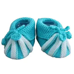 ถุงเท้าปอมปอมสำหรับเด็กแรกเกิดเด็กแรกเกิดเตียงเด็กผ้าวูลหรูหราออกแบบได้ตามต้องการ