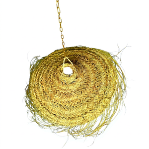 Lampe suspendue artisanale en bambou classique, tissée à la main, origine MA, pour la décoration de restaurant, hôtel, maison, bureau - Product Image 1