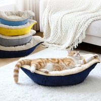 Lit de transport portable 2-en-1 pour chat, en forme de bateau, sac à main en peluche pour animaux de compagnie, nid douillet en polaire, lit de voyage lavable pour petits chats et chiens