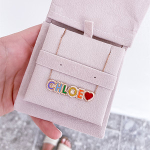 <span class=keywords><strong>Collana</strong></span> personalizzata con <span class=keywords><strong>nome</strong></span> di smalto personalizzato con ciondolo in smalto colorato gioiello arcobaleno <span class=keywords><strong>collana</strong></span> con lettere classiche da donna 2 pz - Product Image 3