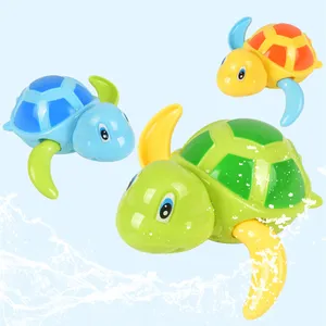 Vente en gros de jouets aquatiques de plage en plein air mignon tortue de bain flottante jouet pour enfants bébé