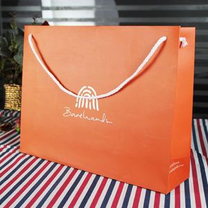 Custom Luxury Recycled Paper Cardboard Luxury Paper Packaging Gift Bag for Clothes Shopping Bags - Product Image 3