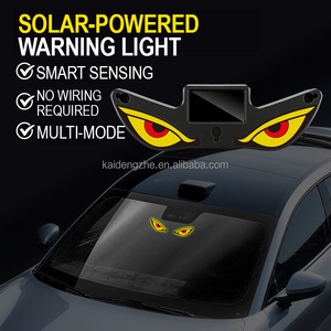 Lampe d'ambiance solaire LED œil de démon, USB-C Plug and Play, sans fil, lampe de signalisation de recul œil d'aigle, multi-mode, tricolore, utilisation automobile - Product Image 2