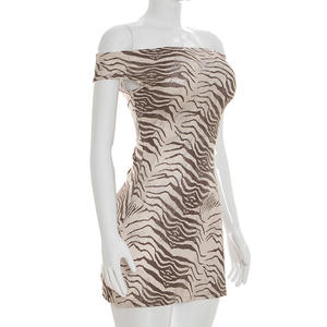 Viviblook C26DS076 Vestido de Mujer para Verano, Nuevo Modelo con Cuello Descubierto, Estampado de Cebra, Mini Vestido de Fiesta para Damas - Product Image 3