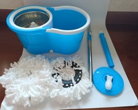 Ensemble serpillière et seau en microfibre réglable rotatif à 360 degrés avec manche télescopique en acier et tête ronde en plastique