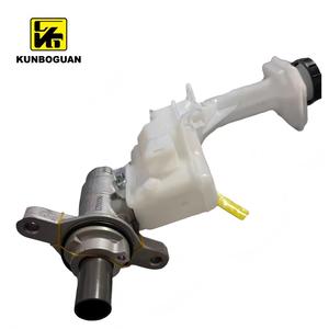 Maître-<span class=keywords><strong>cylindre</strong></span> <span class=keywords><strong>de</strong></span> <span class=keywords><strong>frein</strong></span> pour Nissan Qashqai J11 / Rogue D6010-4BA0A - Product Image 2