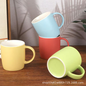 Mug en céramique givrée mate, couleur unie, design minimaliste, 11 oz, cadeau d'affaires, mugs en gros pour usage hôtelier - Product Image 3