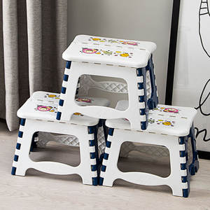 Taburete plegable para baño KJH-2466 para niños, azul y rosa, material PP, asiento de inodoro multifuncional con almacenamiento, tipo cuadrado grande - Product Image 4