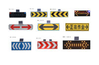 Panneau de signalisation routière solaire avec flèches directionnelles LED, réfléchissant et avertisseur, pour la guidage gauche et droite