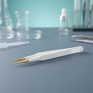 Pince à épiler professionnelle en acier inoxydable Gold Tier pour extensions de cils, droite, CC, naturelle, longue, épaisseur 0,15 mm - Product Image 3