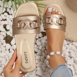 Nouvelles Sandales Plates Élégantes et Polyvalentes pour Femmes 2025 – Style Classique, Couleur Unie, Décoration Métallique, Bout Carré - Product Image 1